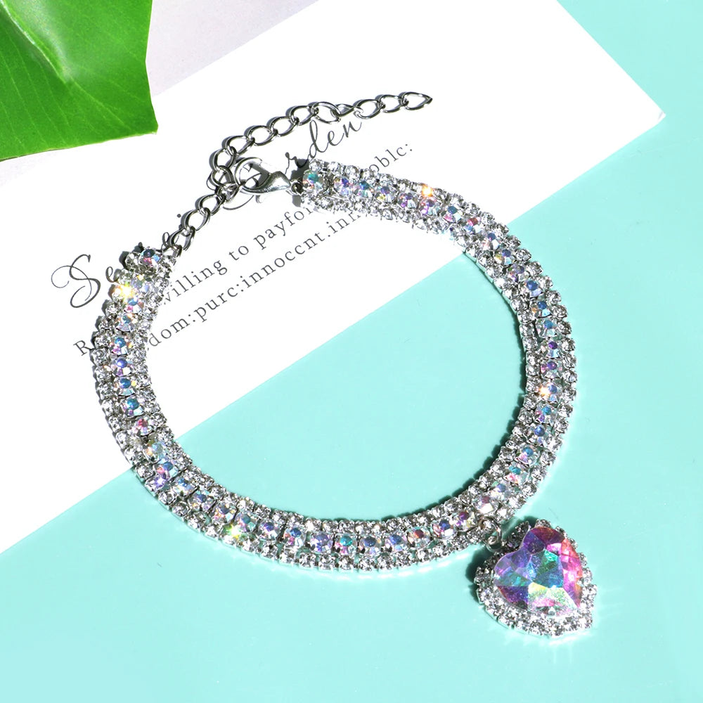 48765280321879|48765280354647